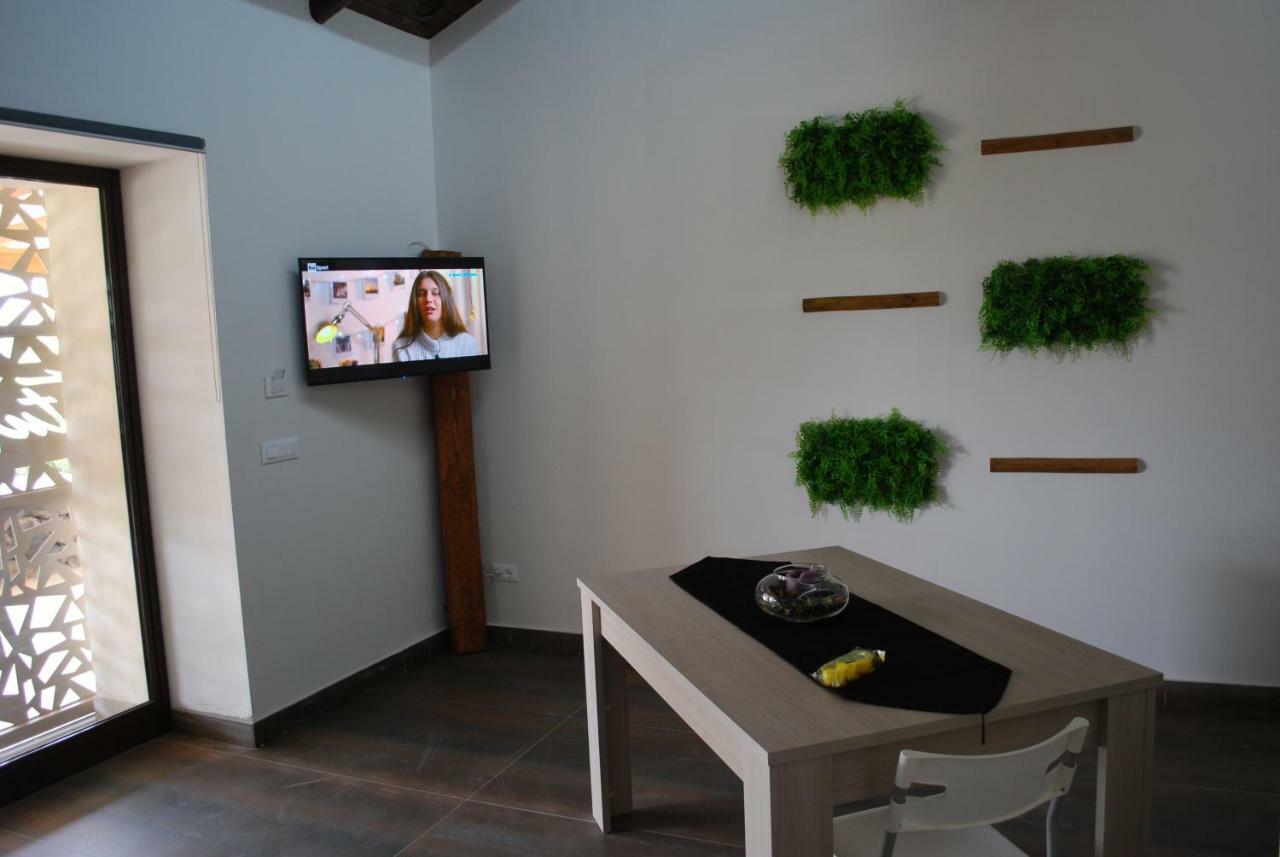 Etna Hills Scalilli Hotel ปาแตร์โน ภายนอก รูปภาพ